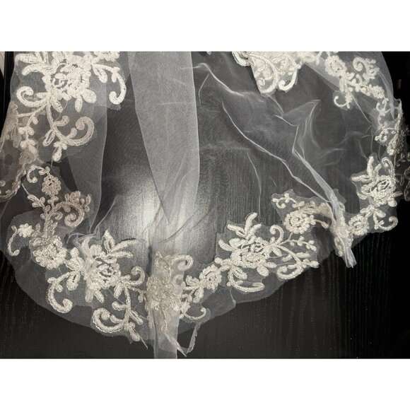 Wedding White Lace Veil 51.18\'\' for Bride main image 4